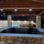 فيلة Zagora Drniš