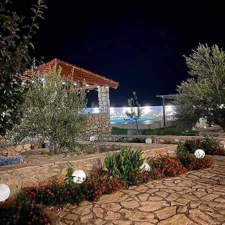 Villa Zagora *